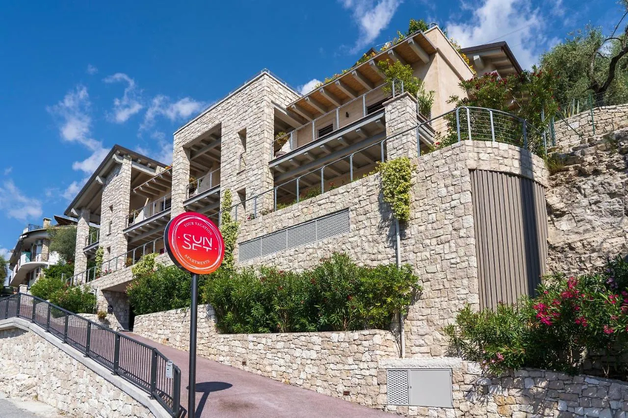 Sunset Residence Brenzone Appartement