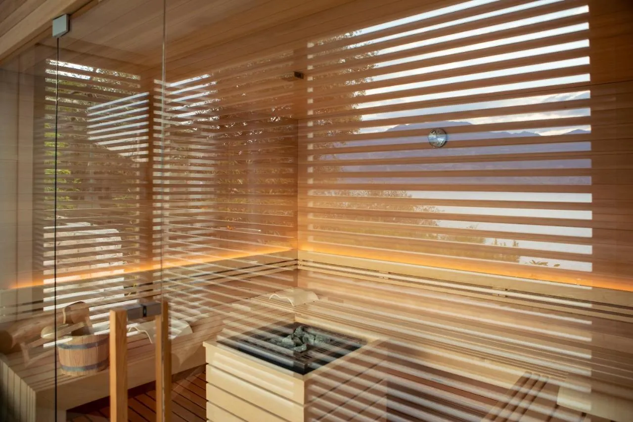 Sunset Residence Brenzone sul Garda Italy