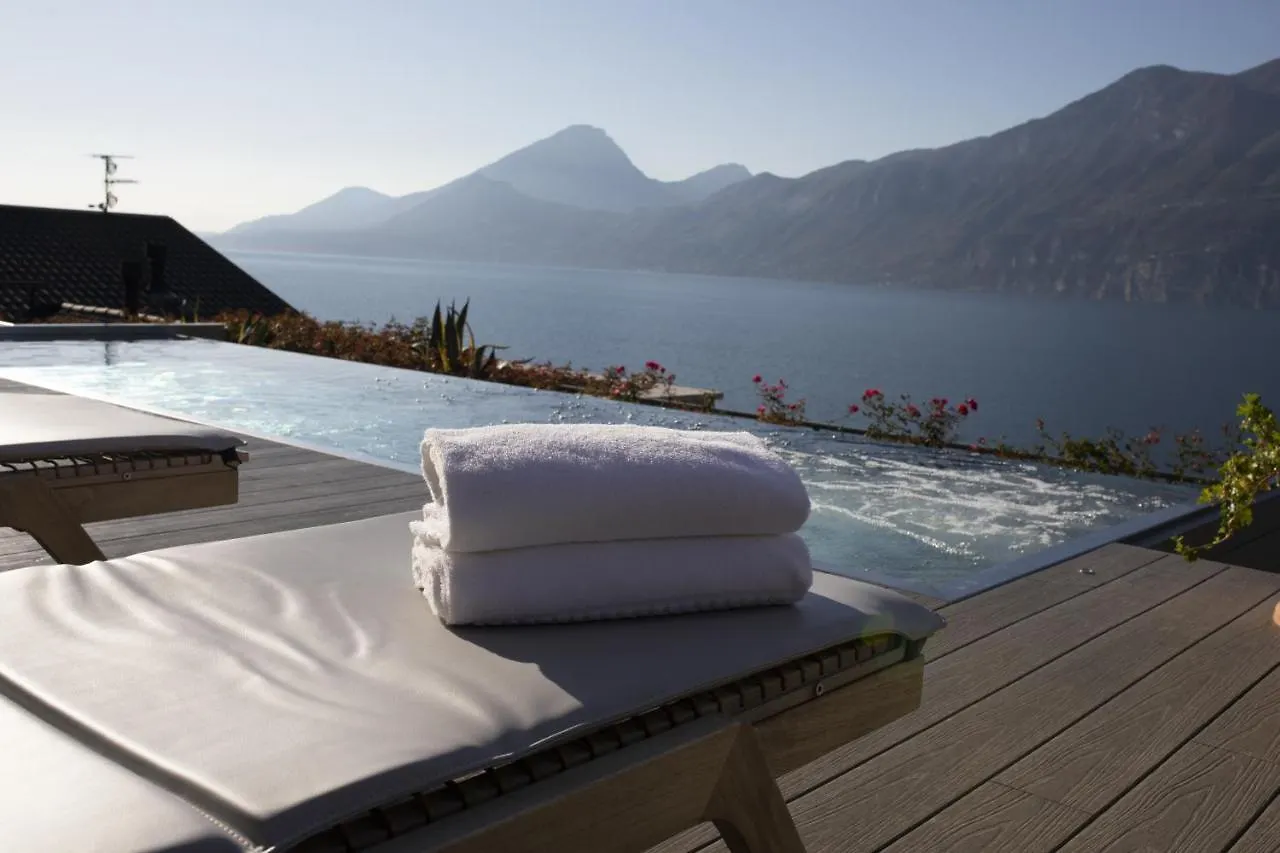 Sunset Residence Brenzone sul Garda Apartment